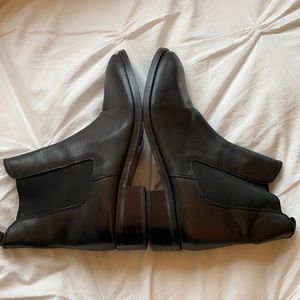 ASOS CHELSEA BOOTIE